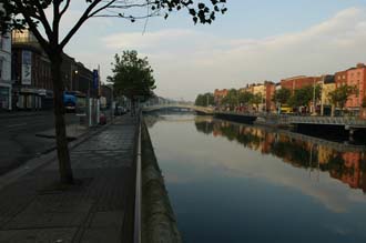 3IrlDublinBridge.jpg